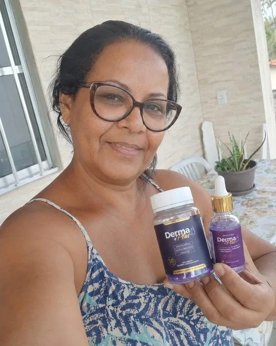 Cliente satisfeita com o Derma+ Plus